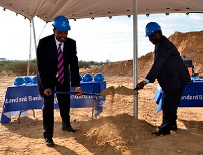 Standard Bank’s executive team prepares ground for construction of the bank's new head office, the first phase of which is scheduled for completion in 2019